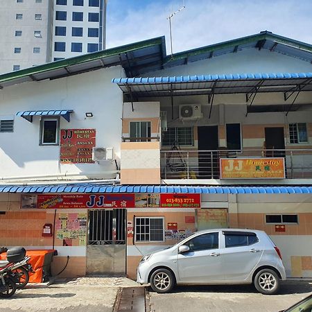 Oyo 90972 Jj Homestay Miri Kültér fotó