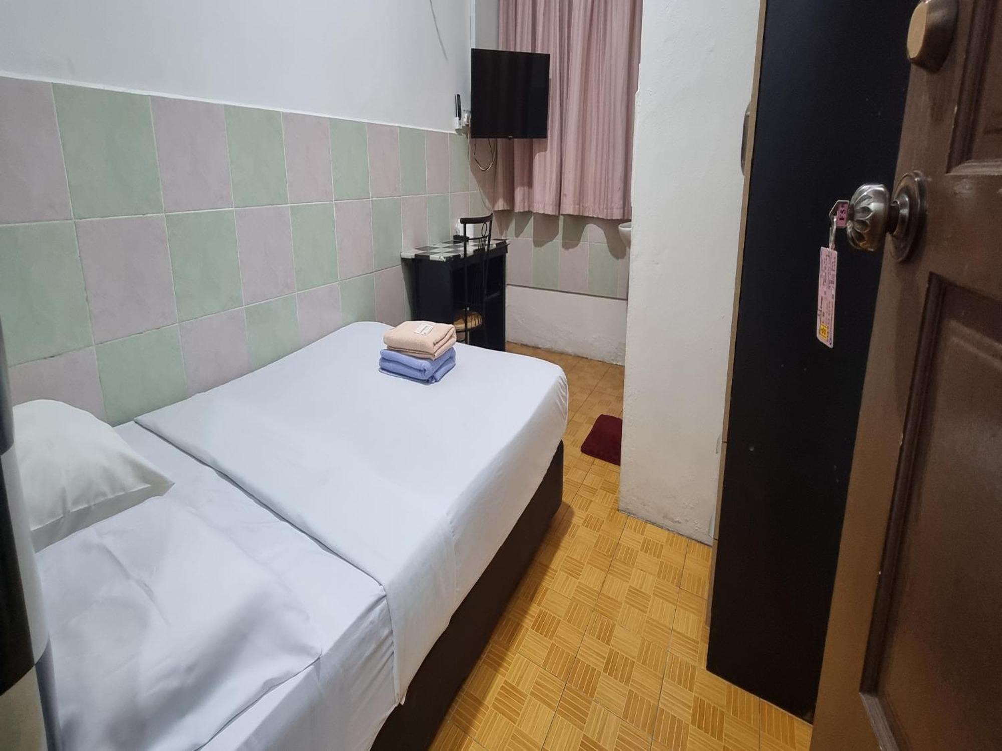 Oyo 90972 Jj Homestay Miri Kültér fotó
