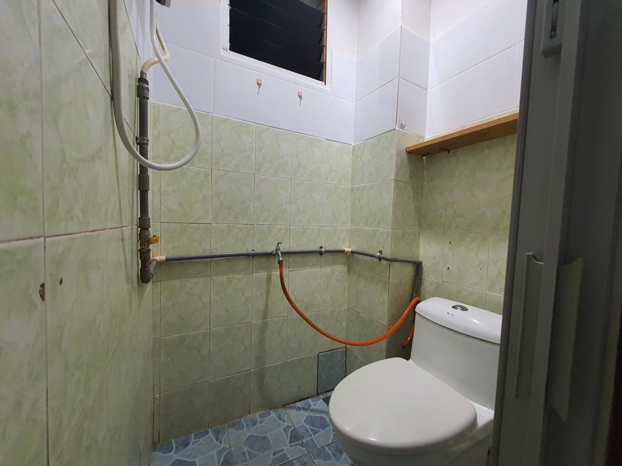 Oyo 90972 Jj Homestay Miri Kültér fotó